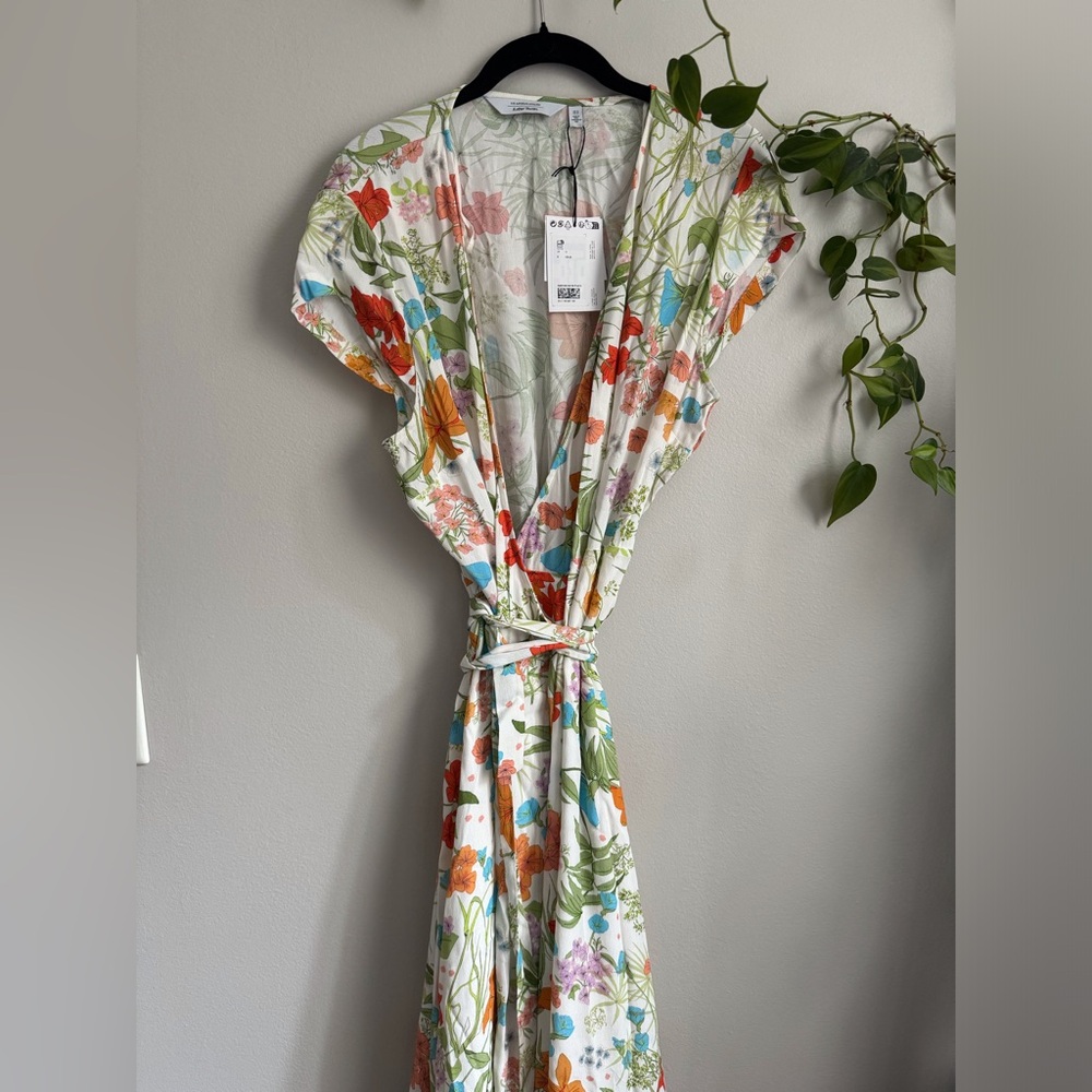 NWT & Other Stories wrap maxi dress in multi floral print - Picture 2 of 7